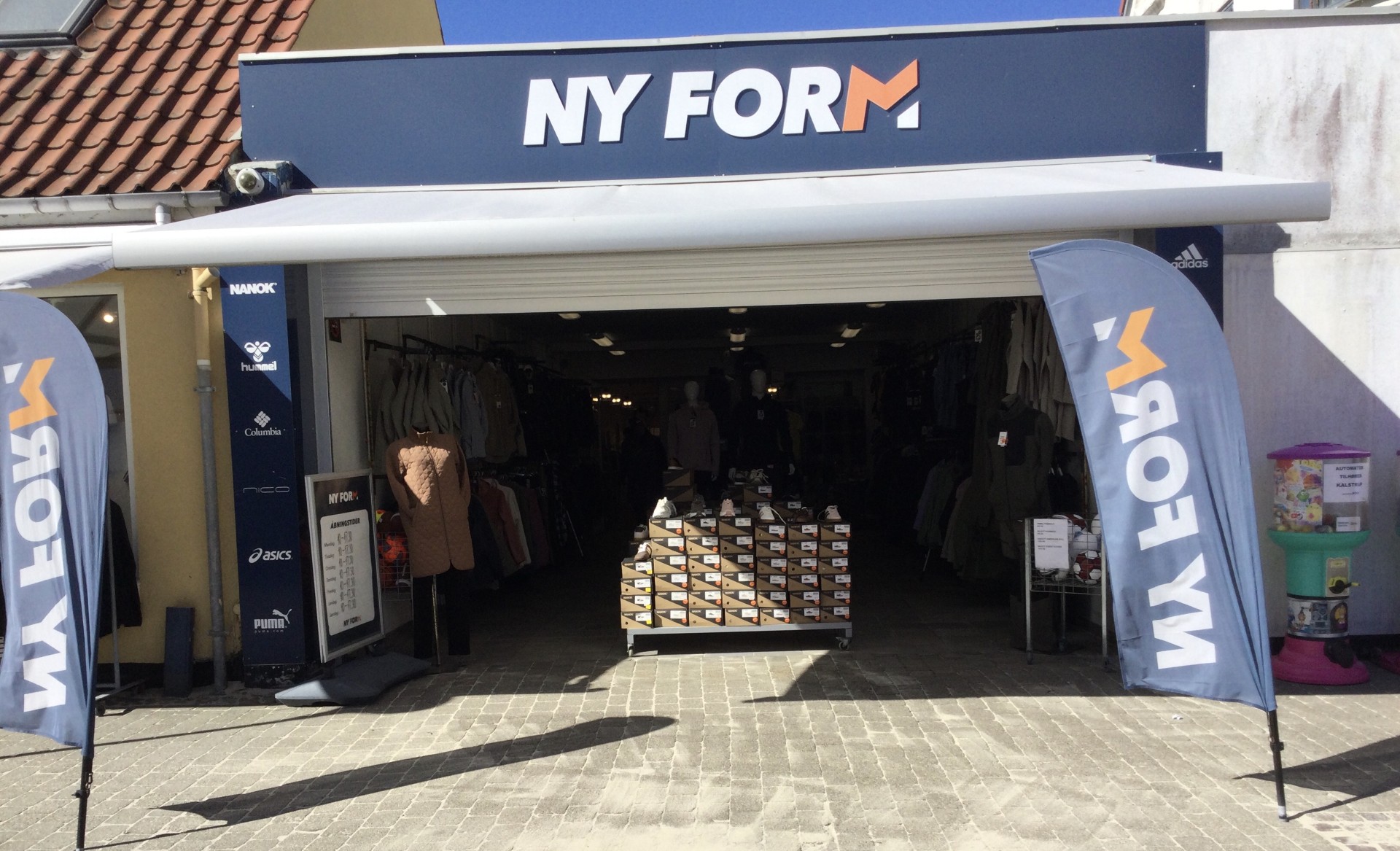 NY FORM Løkken