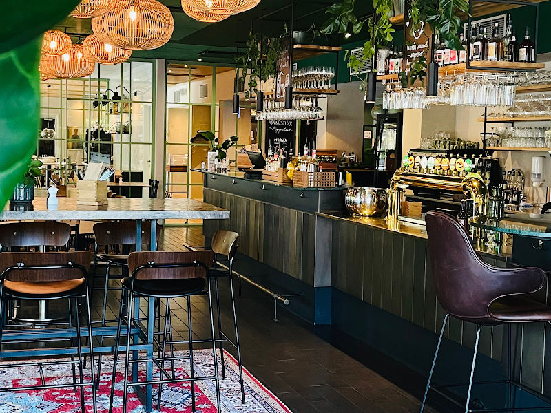 Appetiit bistro & vinbar