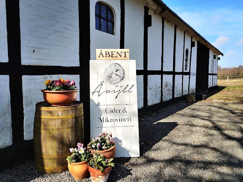 Âvijll - Cider & Mikrovineri i Aakirkeby