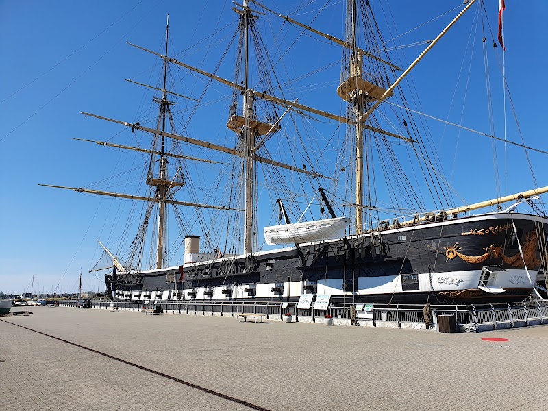 Fregatten Jylland i Ebeltoft