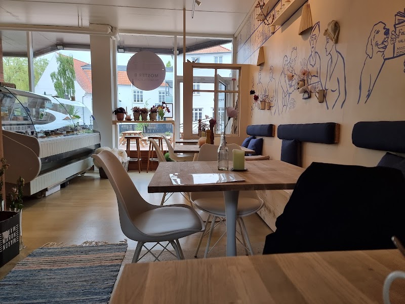 Moster B Delikatesse & Café