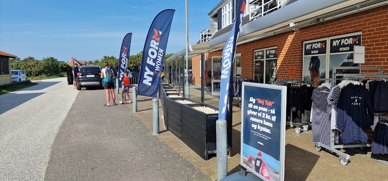 NY FORM Henne Strand Outdoor