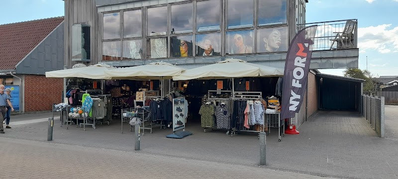 NY FORM Henne Strand Outdoor