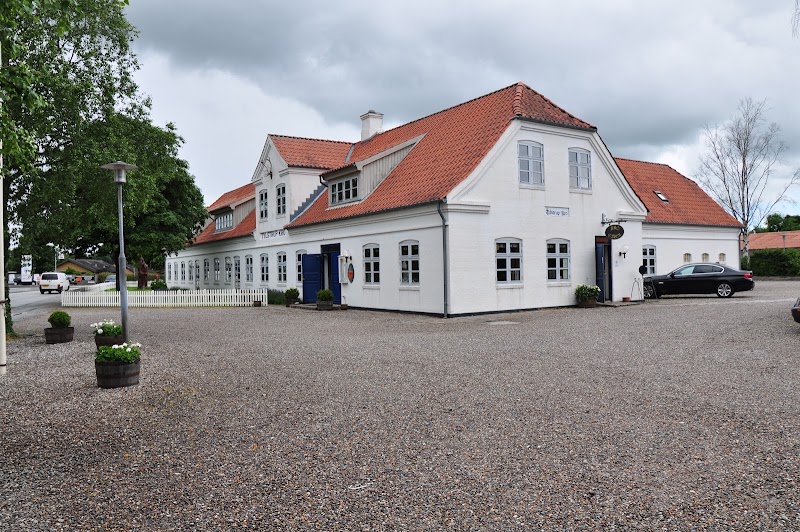 Restaurant og Motel Tylstrup Kro K/S i Tylstrup