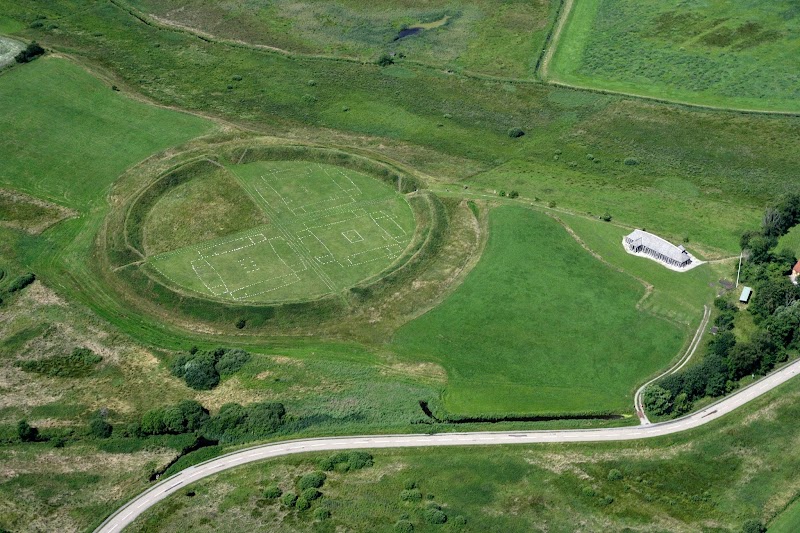 Vikingemuseet Fyrkat – Ringborg & Møllegård